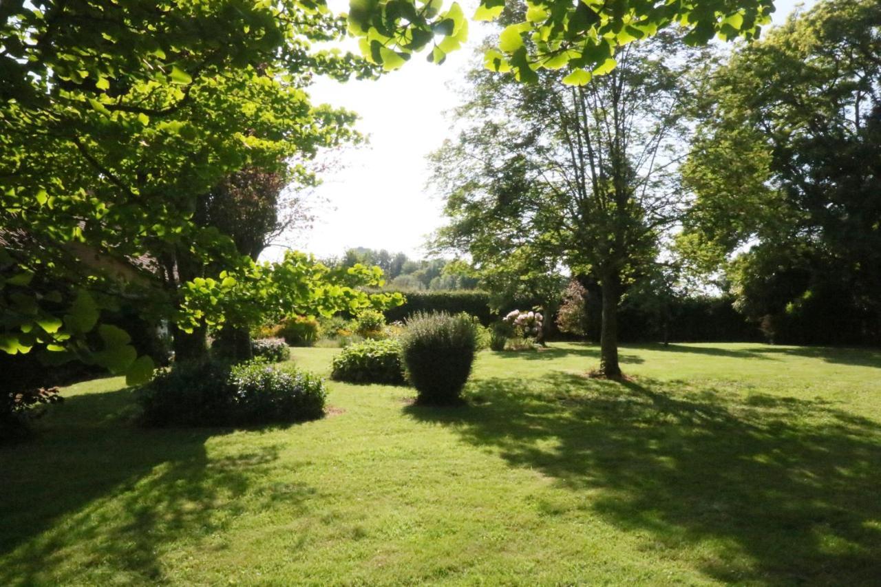 Le Collet Vert Wamin Exterior photo